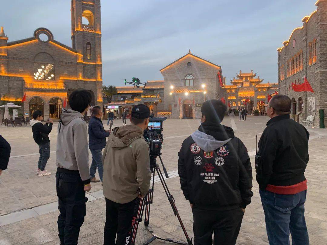 镜像队强大阵容亮相，展现霸气风采