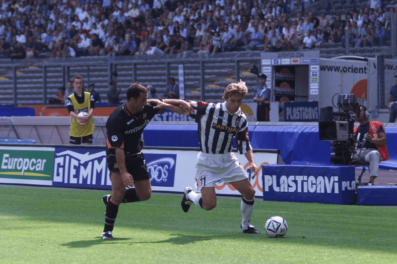 东欧传奇：捷克队重振复苏火气四升