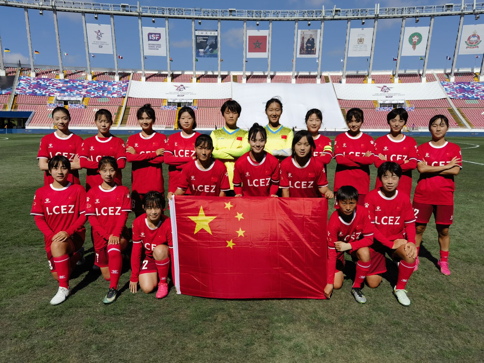 世界女子足球比赛半决赛开拔