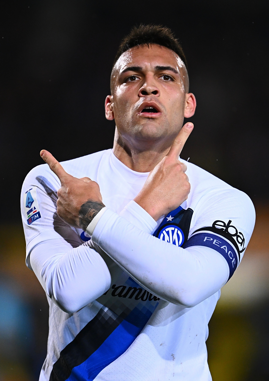 尤文图斯宣布签下国米射手马丁内斯