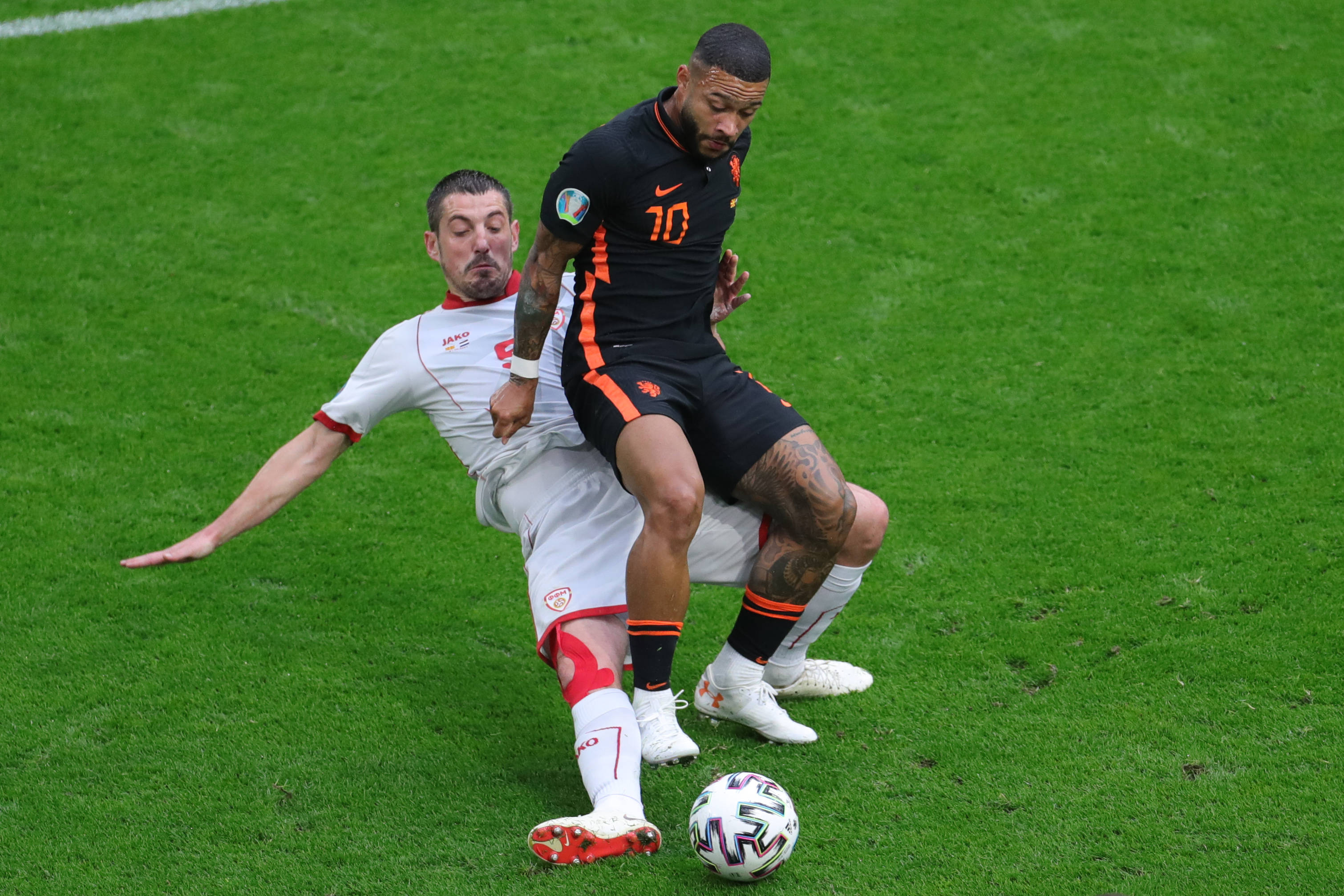 关于斯德哥尔摩队在激烈比拼中晋级欧锦赛的信息 关于斯德哥尔摩队在激烈比拼中晋级欧锦赛的信息