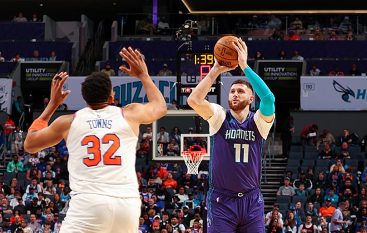 尼克斯不敌黄蜂，遭遇连败