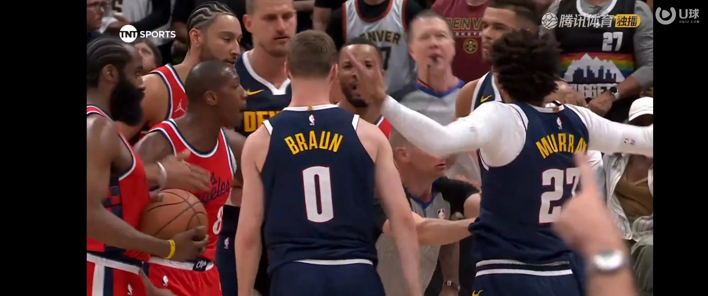 快船客场大胜热火,遭遇两连败 快船客场大胜热火,遭遇两连败