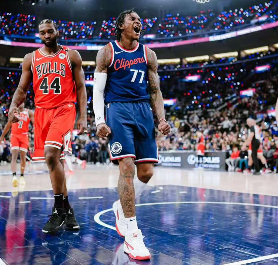 快船连胜不断,完胜公牛 快船连胜不断,完胜公牛