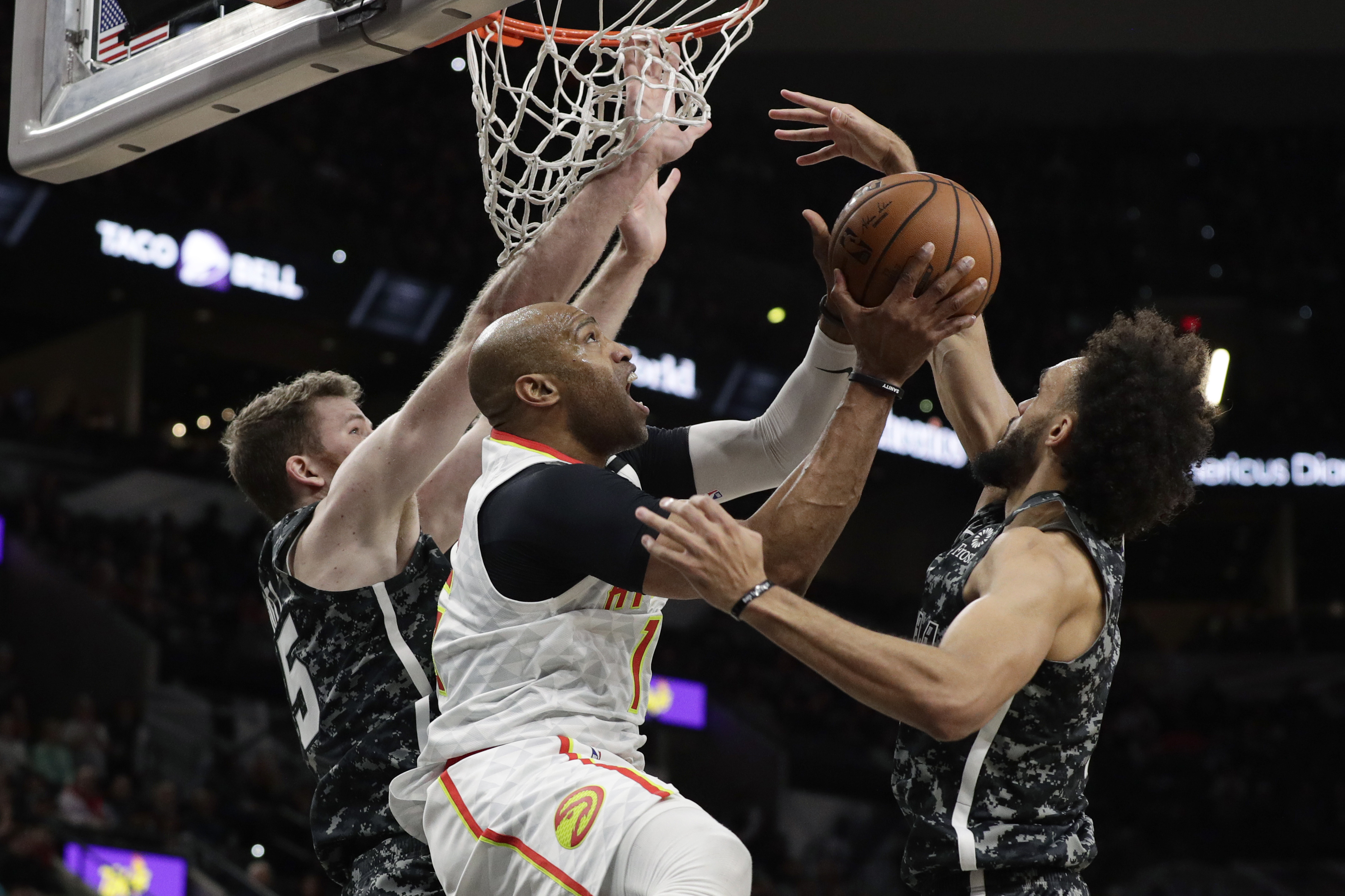 关于马刺大胜老鹰,德罗赞迅速找到状态的信息 关于马刺大胜老鹰,德罗赞迅速找到状态的信息